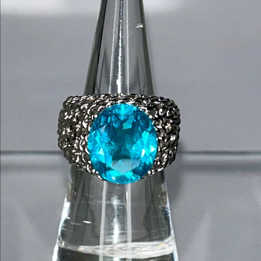 NWOT Sterling Silver Genuine Neon Blue Topaz Gemstone Designer Ring Bohemian